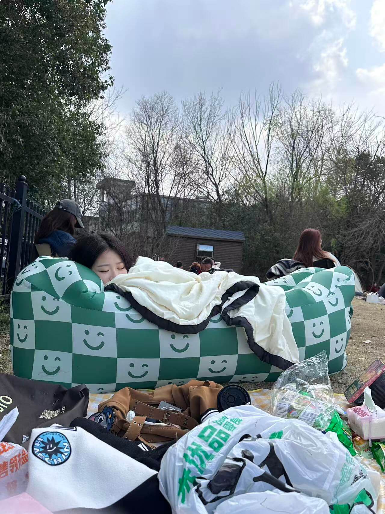 露营